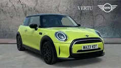 Used 2022 Mini Cooper Classic Hatchback | £17,308 (Fair price)