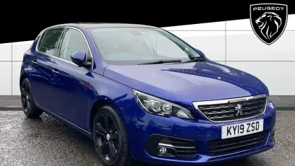 Used Peugeot 308 Allure 110 HP (80 kW) 2020 Hatchback