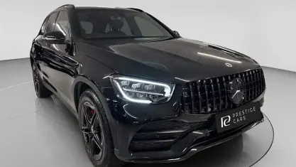 Second-hand Mercedes GLC300e AMG line 320 CP (235 kW) 2022 Negru Break
