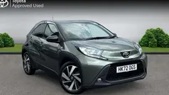Cardamon green bitone Used 2023 Toyota Aygo Hatchback | £12,316 (Fair price)