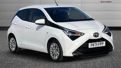 Used 2021 Toyota Aygo X-play Hatchback | £8,699 (Fair price)