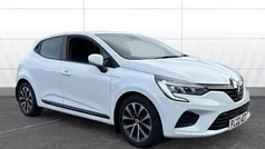 Used 2022 Renault Clio V Iconic Hatchback | £10,477 (Fair price)