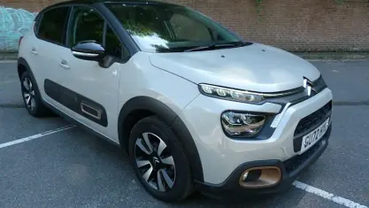 Used Citroën C3 PureTech 83 HP (61 kW) 2023 Beige Hatchback