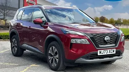 Used Nissan X-Trail N-Connecta 213 HP (156 kW) 2023 Red SUV