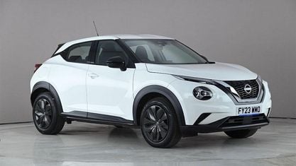 Używany Nissan Juke Acenta 114 KM (83 kW) 2023 Biały SUV