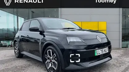 Used Renault 5 E-Tech Techno 110 kW (150 HP) 2025 Black Hatchback