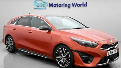 Used Kia ProCeed GT-Line S 140 HP (102 kW) 2024 Orange Estate