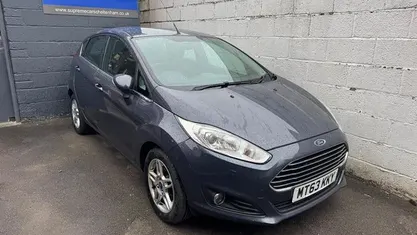 Used Ford Fiesta Zetec 105 HP (77 kW) 2015 Hatchback