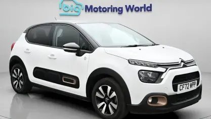 Używany Citroën C3 PureTech 83 KM (61 kW) 2023 Biały Hatchback