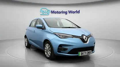 Used Renault Zoe Iconic 80 kW (109 HP) 2021 Blue Hatchback