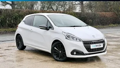Used Peugeot 208 82 HP (60 kW) 2017 Hatchback