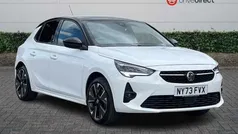Brilliant paint arctic white Used 2023 Vauxhall Corsa-e Hatchback | £12,610 (Fair price)