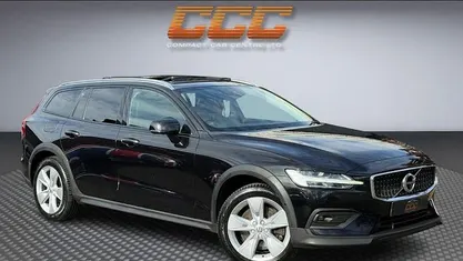 Used 2019 Volvo V60 CC Estate | £13,990 (Fair price)