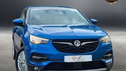 Used Vauxhall Grandland X Sport 120 HP (88 kW) 2018 Blue SUV