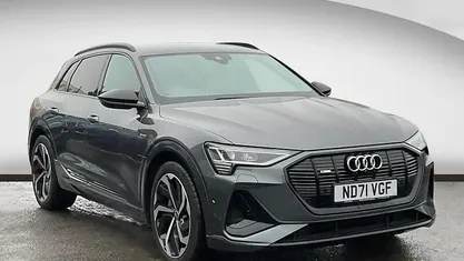 Used Audi e-tron Black Edition 300 kW (408 HP) 2022 Grey SUV