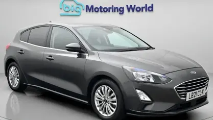 Used Ford Focus Titanium 125 HP (91 kW) 2021 Grey Hatchback