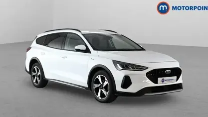 Used Ford Focus Active 125 HP (91 kW) 2023 White Estate