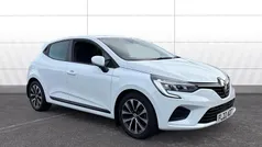 White Used 2022 Renault Clio V Iconic Hatchback | £10,236 (Fair price)