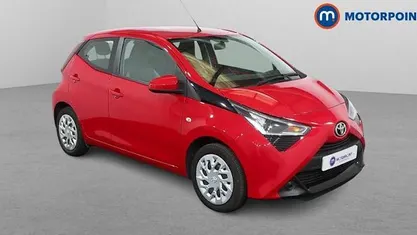 Red Used 2019 Toyota Aygo X-play Hatchback | £7,799 (Good price)