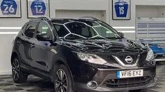 Used 2016 Nissan Qashqai Tekna SUV | £7,795 (Fair price)