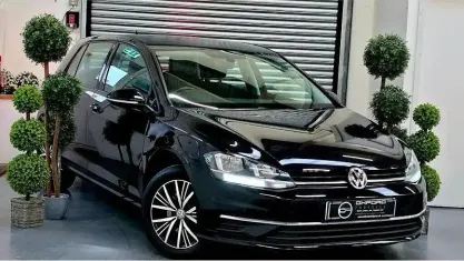 Begagnad VW Golf VII SE 125 HK (91 kW) 2017 Svart Halvkombi