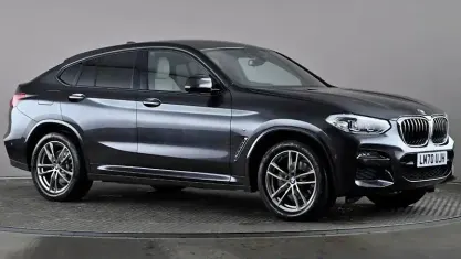 Usado BMW X4 M Sport 190 HP (139 kW) 2020 Cinzento SUV