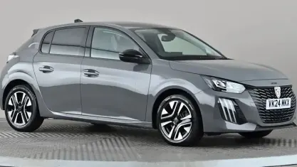 Used Peugeot 208 Allure 101 HP (74 kW) 2024 Grey Hatchback
