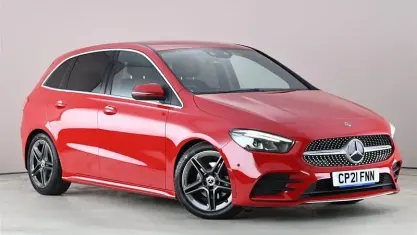 Usado Mercedes B200 Executive 150 HP (110 kW) 2021 Vermelho Monovolume