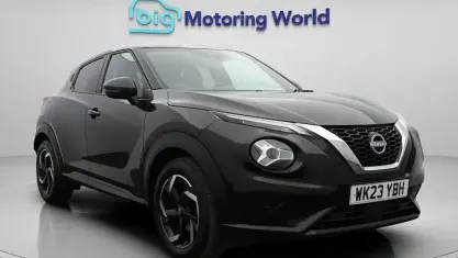 Usado Nissan Juke N-Connecta 114 CV (83 kW) 2023 Negro SUV