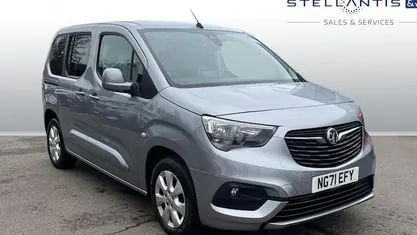 Used Vauxhall Combo S 131 HP (96 kW) 2021 MPV