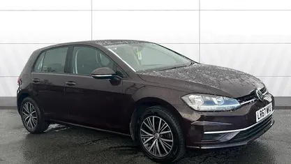 Used VW Golf VII SE 116 HP (85 kW) 2017 Hatchback