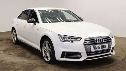 Usado Audi A4 S-Line 190 CV (139 kW) 2018 Blanco Berlina
