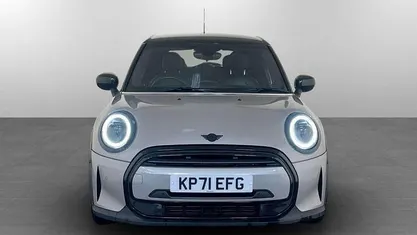 Used Mini Cooper Exclusive 136 HP (100 kW) 2022 Hatchback