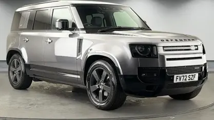 Used Land Rover Defender SE Dynamic 249 HP (183 kW) 2025 SUV