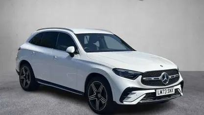Used Mercedes GLC220 AMG line 197 HP (144 kW) 2023 White SUV