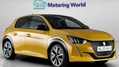 Used Peugeot 208 GT-line 102 HP (75 kW) 2020 Yellow Hatchback