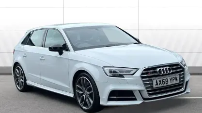 Used Audi S3 Sportback 300 HP (220 kW) 2019 White Hatchback