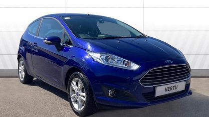Begagnad Ford Fiesta Zetec 101 HK (74 kW) 2017 Blå Halvkombi