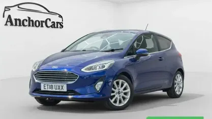 Gebraucht Ford Fiesta Titanium 101 PS (74 kW) 2018 Blau Kleinwagen