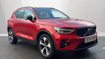 Used Volvo XC40 Plus 197 HP (144 kW) 2025 SUV