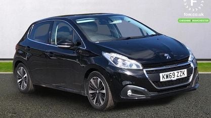 Second-hand Peugeot 208 101 CP (74 kW) 2019 Negru Hatchback