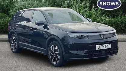 Used Vauxhall Grandland X GSe 136 HP (100 kW) 2024 Black SUV