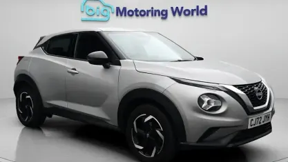 Used Nissan Juke N-Connecta 114 HP (83 kW) 2023 Silver SUV