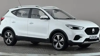 Usado MG ZS Excite 106 HP (77 kW) 2024 Branco SUV