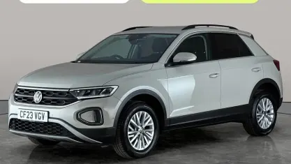Used VW T-Roc Life 110 HP (80 kW) 2024 SUV