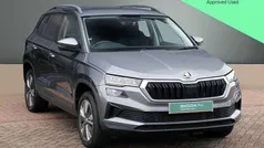 Graphite grey metallic Used 2022 Skoda Karoq SE Drive SUV | £19,168 (Fair price)