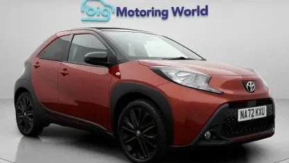 Used Toyota Aygo X Edition 72 HP (52 kW) 2022 Red SUV