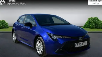 Used Toyota Corolla 140 HP (102 kW) 2025 Blue Hatchback