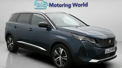 Used Peugeot 5008 Allure+ 131 HP (96 kW) 2023 Blue SUV