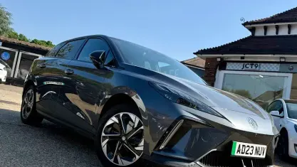 Usado MG MG4 EV Trophy 150 kW (204 CV) 2025 Utilitario